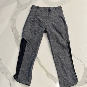 Lululemon leggings 19” grey mesh